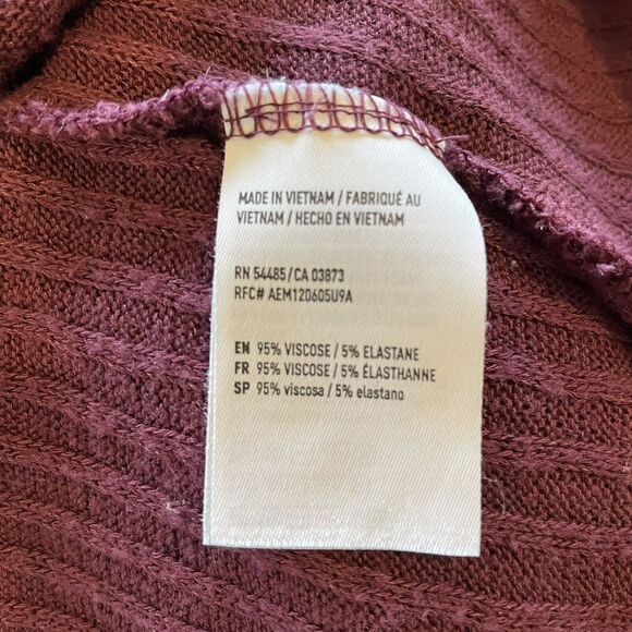 American Eagle Women's S Soft & Sexy Rib Long Sleeve V-Neck Shirt Berry Wine - Picture 6 of 6